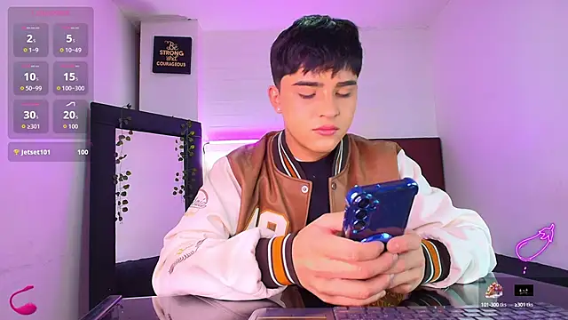 Lucass love online show from 11, 9, 2025