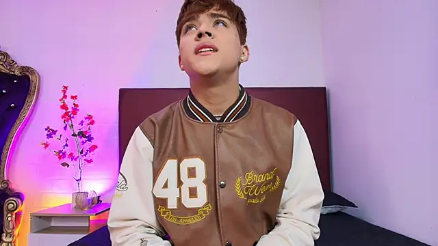 Lucass love online show from 19, 3, 2026