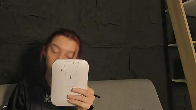 CleoWhite online show from 21, 11, 2025