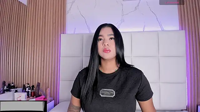 Meloddy Parkerr  online show from 7, 2, 2026