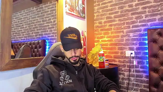 VinzenzRizzo online show from 5, 11, 2025