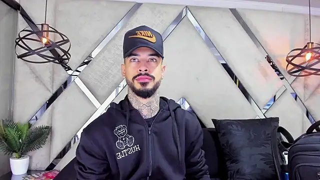 VinzenzRizzo online show from 6, 11, 2025