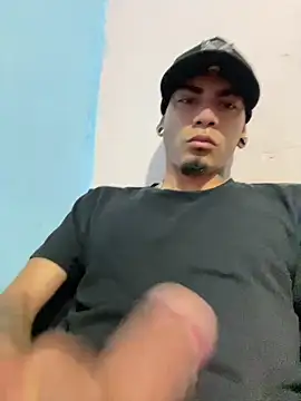 Snapshot of Ricardo2334 chatting on 25, 2, 2026 Ricardo2334 online show from 25, 2, 2026