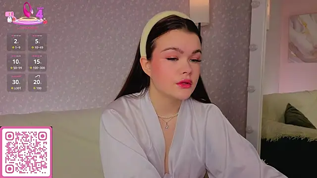 ShyEmma  online show from 21, 9, 2025