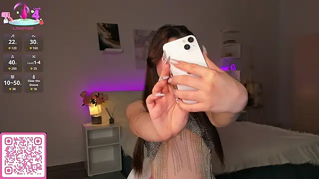 ShyEmma  online show from 8, 11, 2025