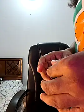 Snapshot of Bristy- chatting on 27, 2, 2026 Bristy- online show from 27, 2, 2026