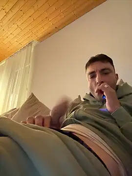 SemprePerverso online show from 15, 10, 2025