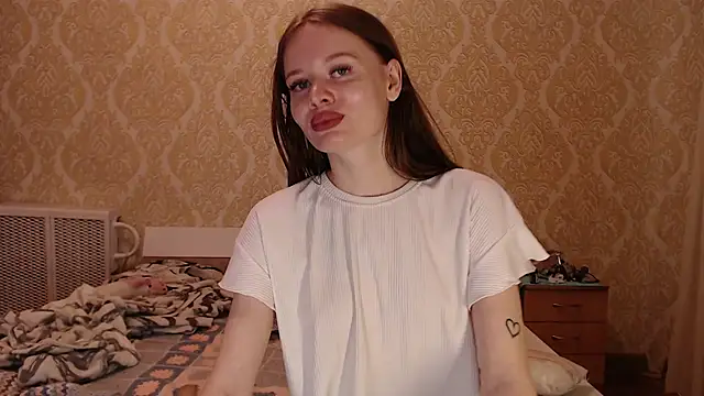 Kitkaat00 online show from 5, 12, 2025