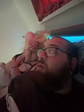 mrandmrsdarkside online show from 10, 4, 2026