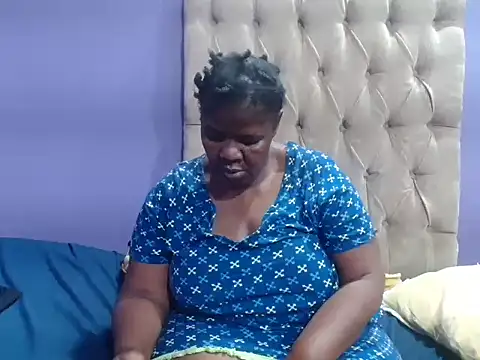 NaughtyChubbyZoe online show from 16, 2, 2026