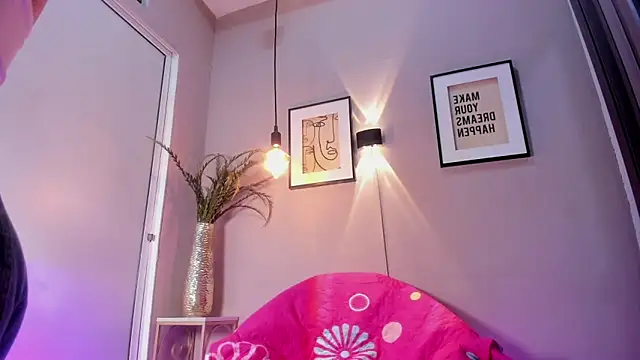 dulce fiore07 online show from 13, 9, 2025