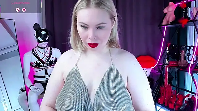Anna Maxwell online show from 6, 5, 2026