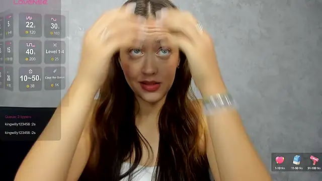 SaraMoren0 online show from 12, 9, 2025