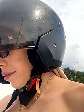 Dayanna adams online show from 10, 1, 2026