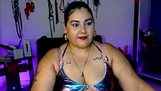 Snapshot of AndreaKinky chatting on 12, 7, 2026 AndreaKinky online show from 12, 7, 2026