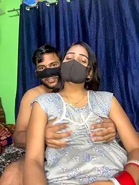 SEXY-SIMI-BHABI online show from 19, 10, 2025