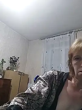 Flower2931 online show from 7, 6, 2026