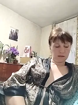 Flower2931 online show from 7, 3, 2026