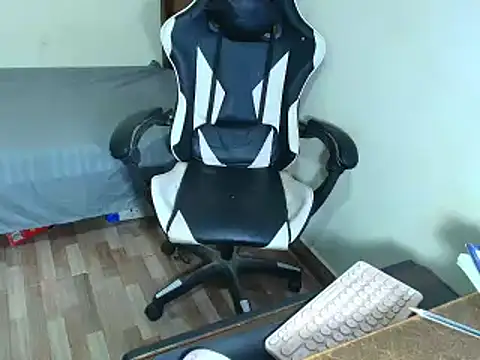 Snapshot of max_love255 chatting on 22, 2, 2026 max love255 online show from 22, 2, 2026