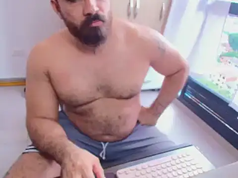 Snapshot of max_love255 chatting on 4, 7, 2026 max love255 online show from 4, 7, 2026