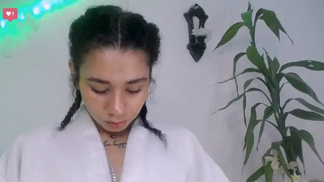 Nocturnawitch online show from 18, 9, 2025