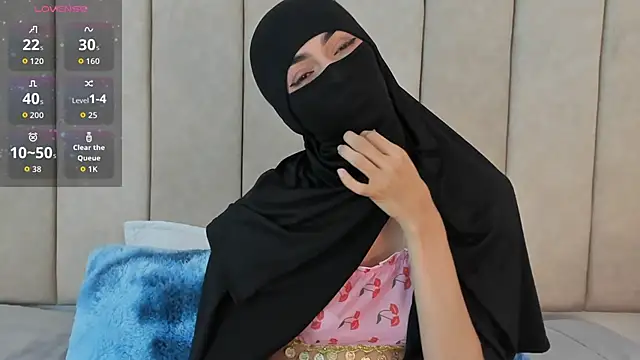  Zahiira  online show from 19, 2, 2026