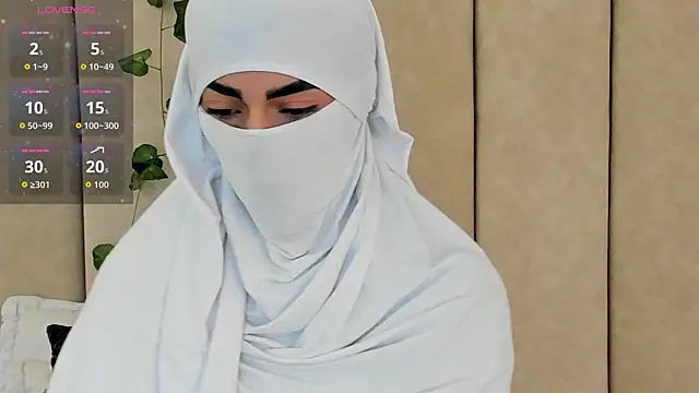  Zahiira  online show from 2, 10, 2025