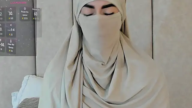  Zahiira  online show from 18, 9, 2025