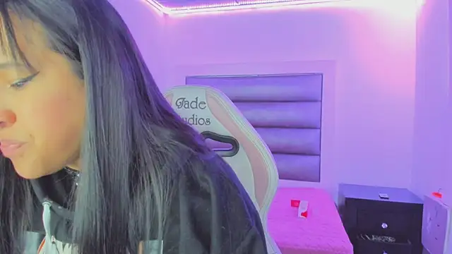 Andrea brunnette online show from 12, 11, 2025