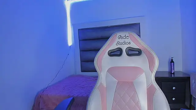 Andrea brunnette online show from 5, 11, 2025