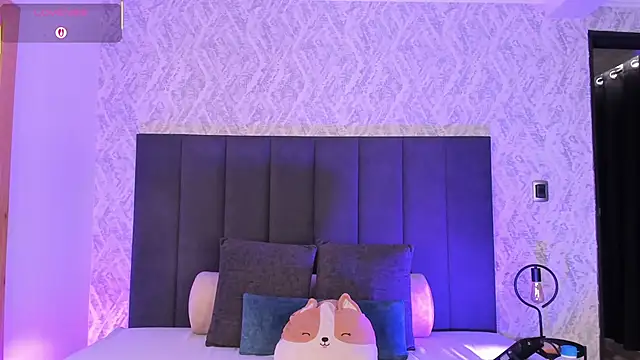 Snapshot of dana_hazze chatting on 7, 11, 2025 dana hazze online show from 7, 11, 2025