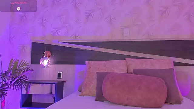 dana hazze online show from 9, 3, 2026