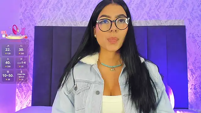 Snapshot of dana_hazze chatting on 8, 9, 2025 dana hazze online show from 8, 9, 2025