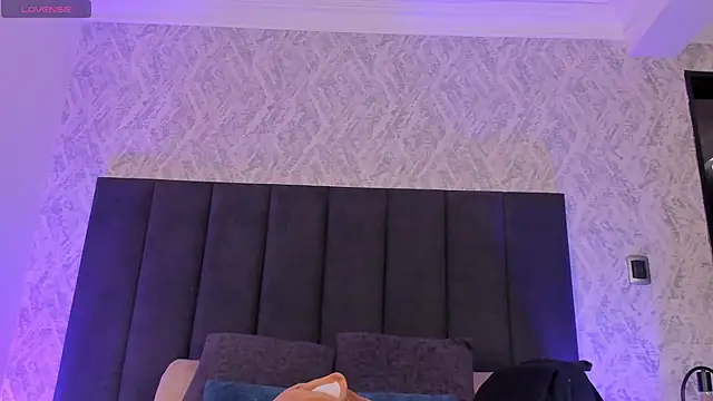 dana hazze online show from 10, 2, 2026