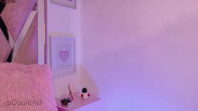 ScarlettRusso1 online show from 11, 6, 2026