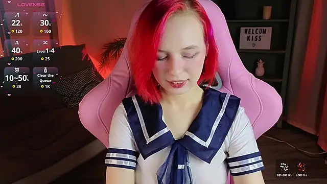 NaomiYoru online show from 3, 12, 2025