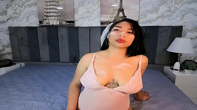 Snapshot of SofiaWhites chatting on 24, 4, 2026 SofiaWhites online show from 24, 4, 2026