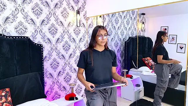 RavenGloomy online show from 9, 1, 2026