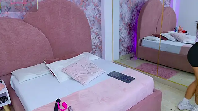 RavenGloomy online show from 11, 9, 2025