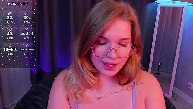 SophieMurrr online show from 12, 9, 2025