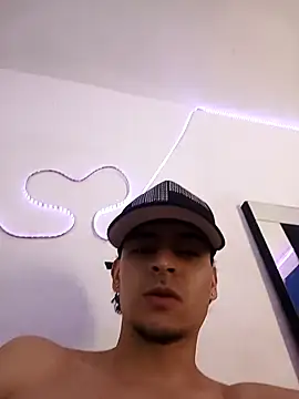 lucasvega online show from 6, 11, 2025