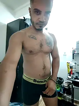 SanChacal5694 online show from 31, 10, 2025