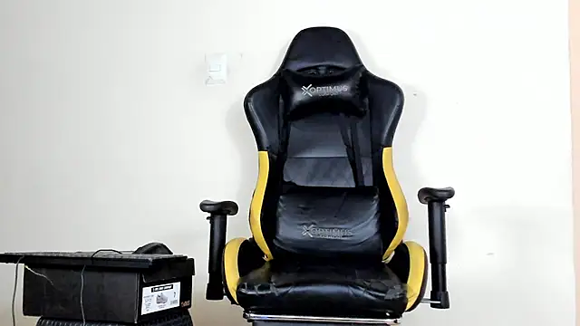 Snapshot of HELLSTAR chatting on 22, 11, 2025 HELLSTAR online show from 22, 11, 2025