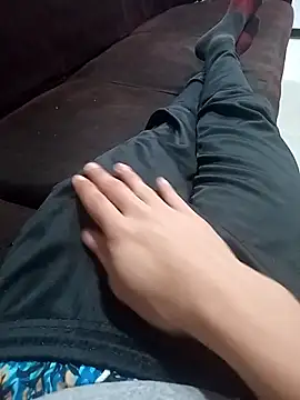Alejandro260785 online show from 9, 6, 2026