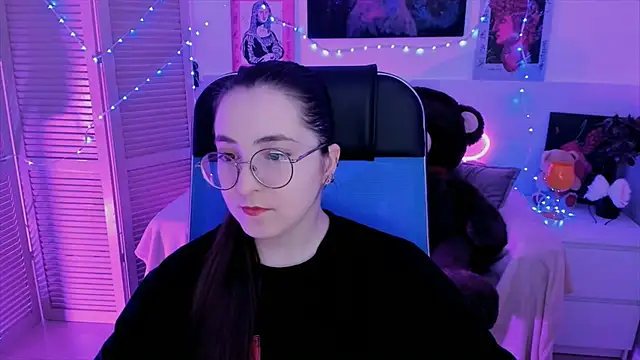 VirtuallVoyant online show from 13, 9, 2025