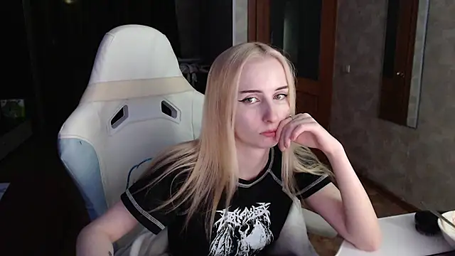 Cutti Crystal online show from 9, 4, 2026