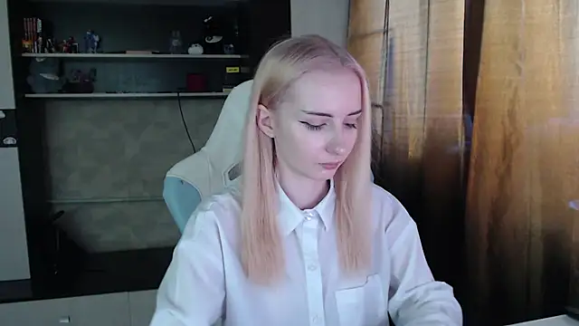 Cutti Crystal online show from 2, 4, 2026