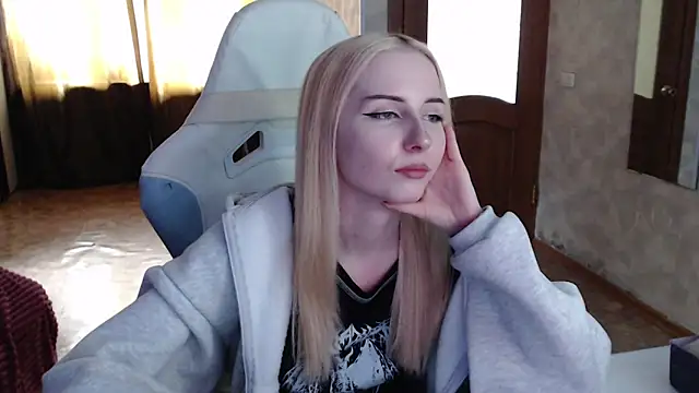 Cutti Crystal online show from 10, 4, 2026