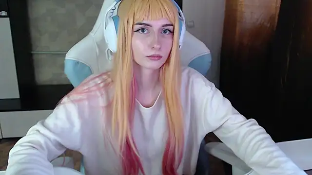 Snapshot of Cutti_Crystal chatting on 17, 2, 2026 Cutti Crystal online show from 17, 2, 2026