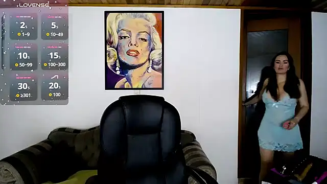 leahot29 online show from 6, 3, 2026